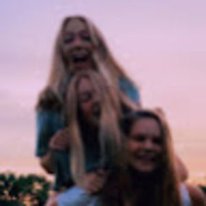 Meet your Posher, Avery